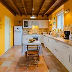 Σπίτι διακοπών De Charme, Ideal Pour 4 *