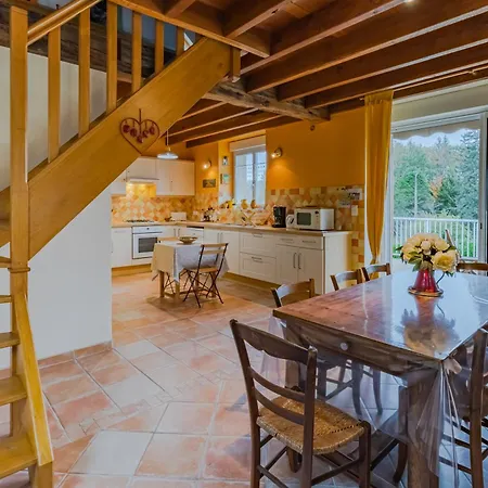 بيت للعطل De Charme, Ideal Pour 4 *