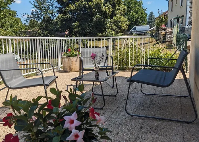 De Charme, Ideal Pour 4